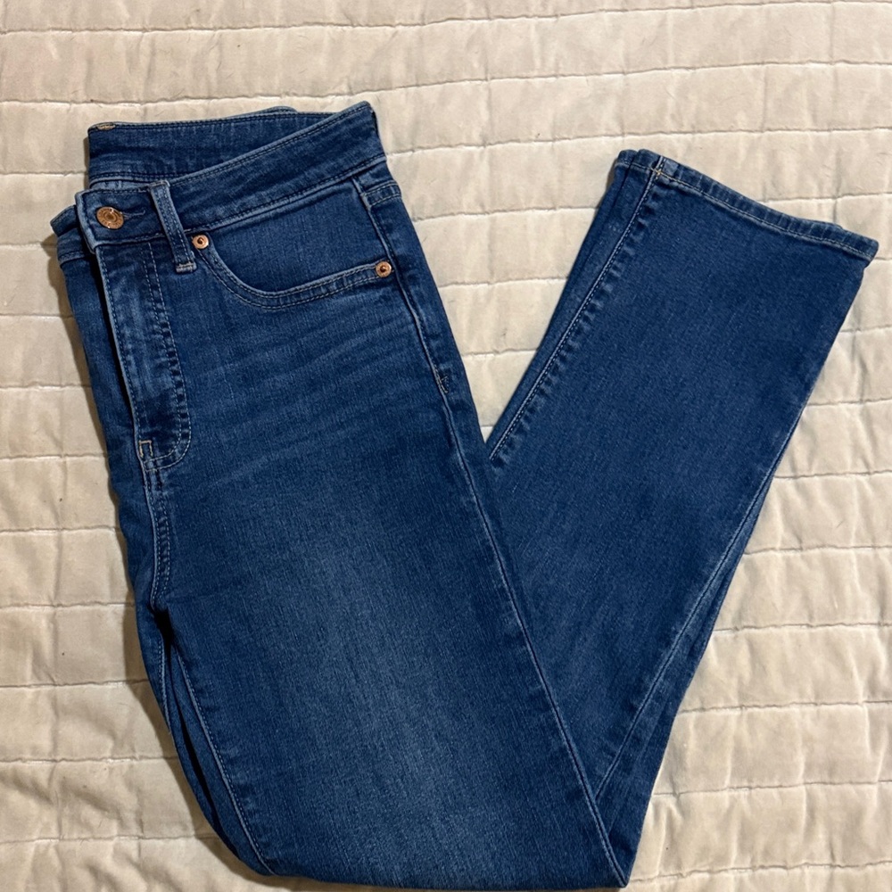 GAP classic straight high rise women’s 6Short